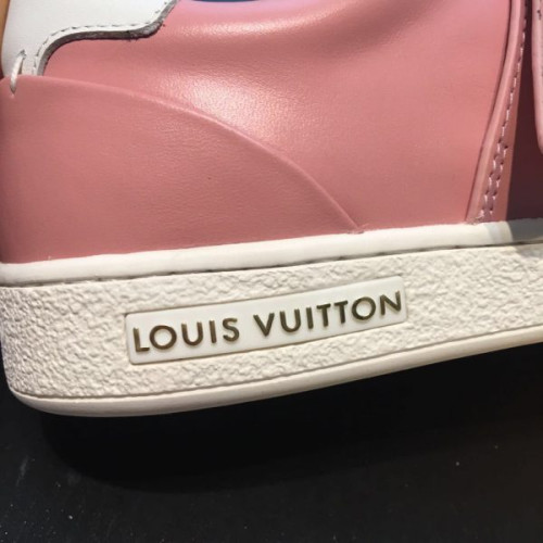l0*is-V*t0n-sneakers-12